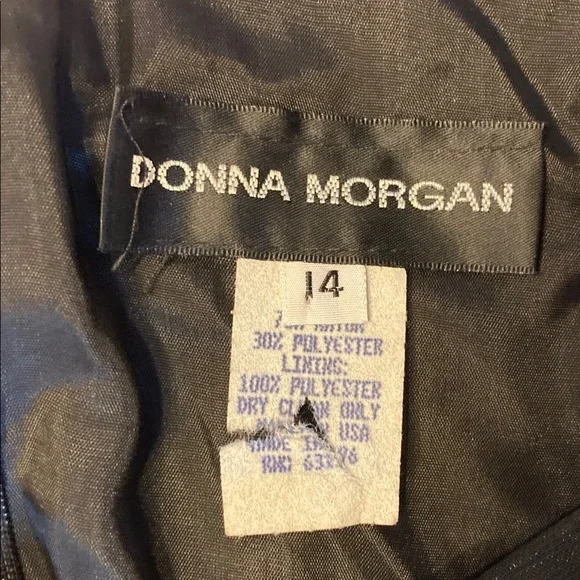 Donna Morgan Black Textured Maxi Dress - Picture 8 of 16